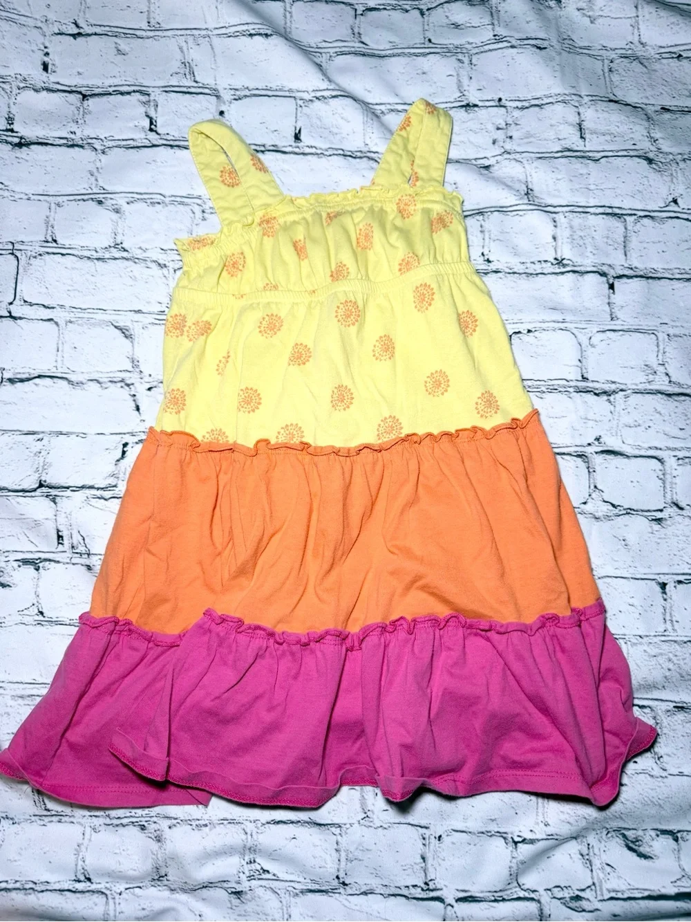 Summer dress. Size M(5/6)